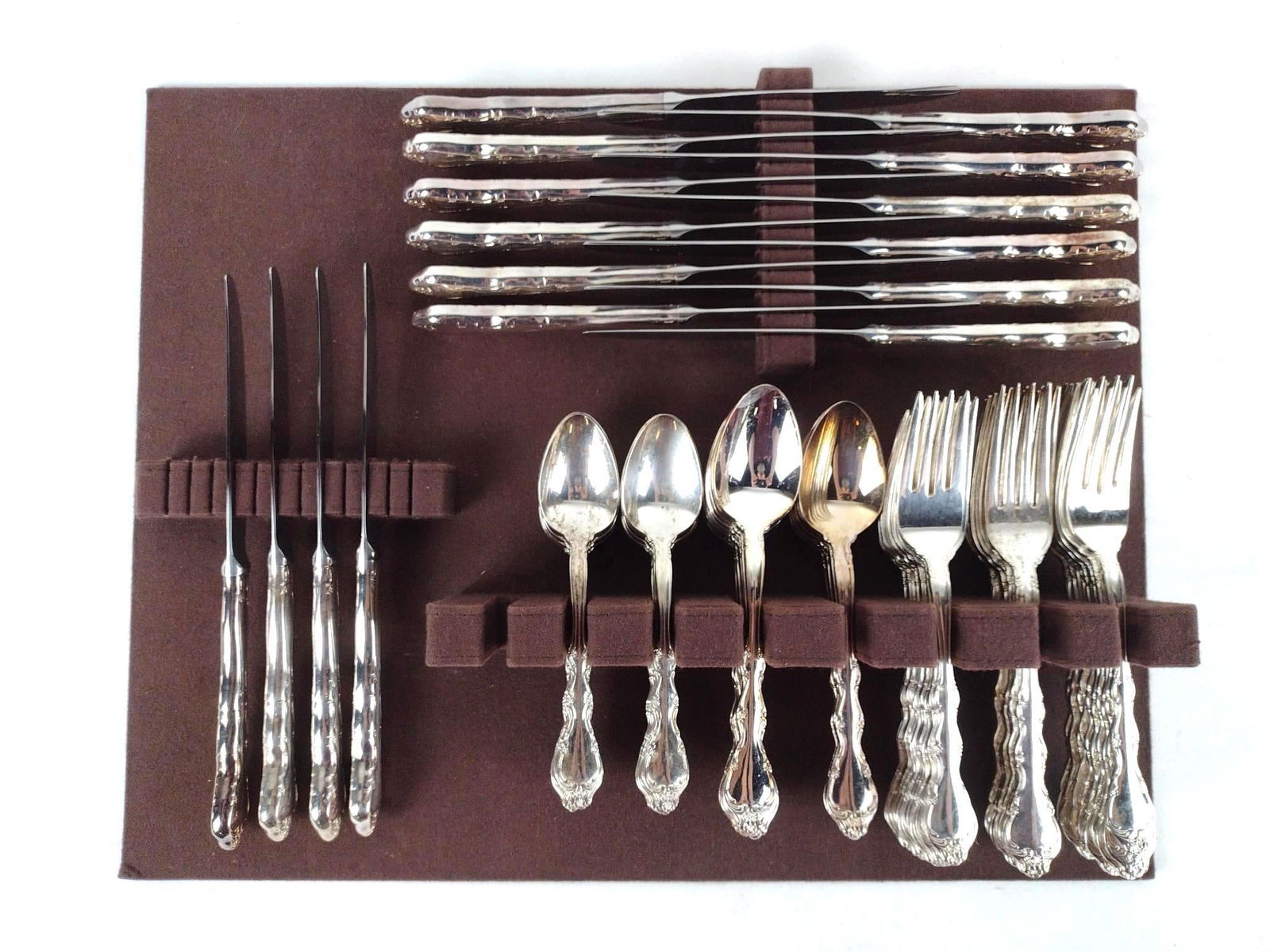 79 Pcs International Silverplate Flatware (1 of 3)