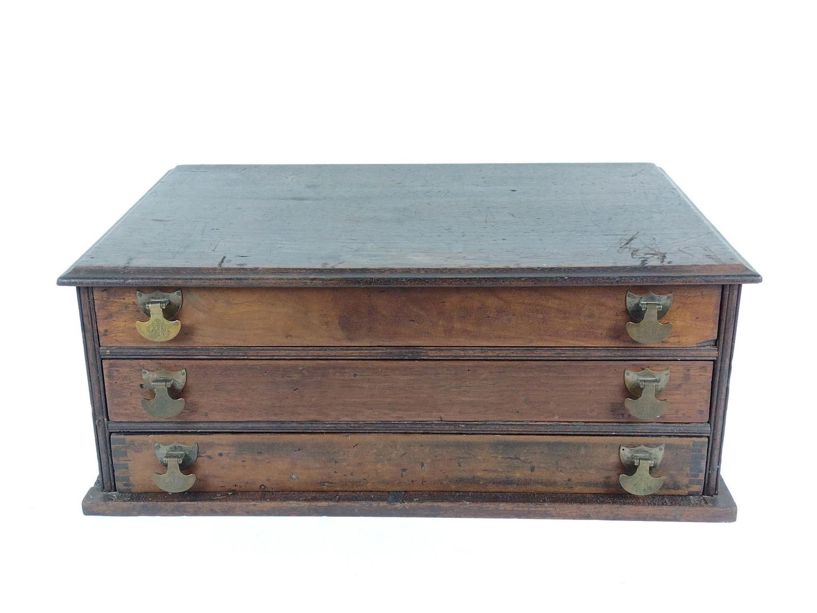 Spool Cabinet: NOT ELIGIBLE FOR IN-HOUSE SHIPPING. 21-3/4" wide X 14-1/4" deep X 8" high. Has some scratches and finish loss.