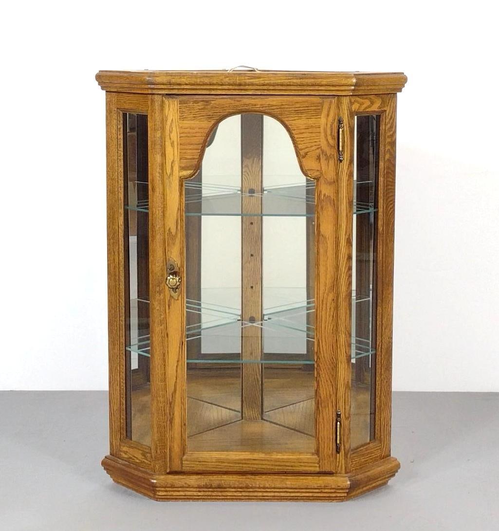 Leick Corner Lighted Curio Cabinet (1 of 4)