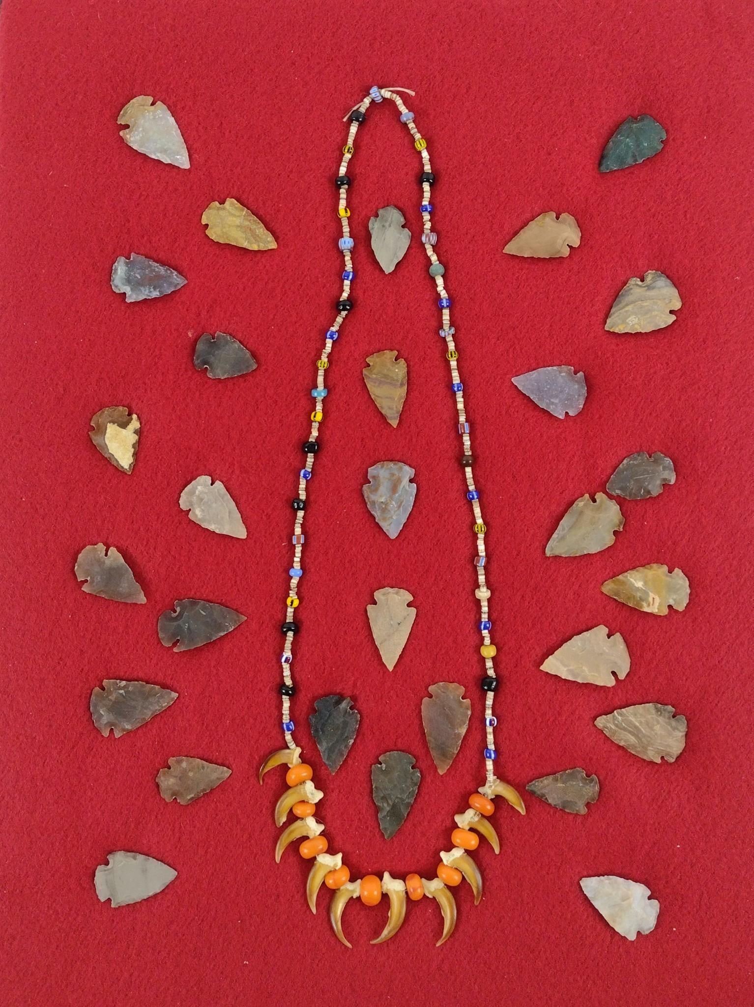 29 Arrowheads and Claw Necklace (1 of 7)