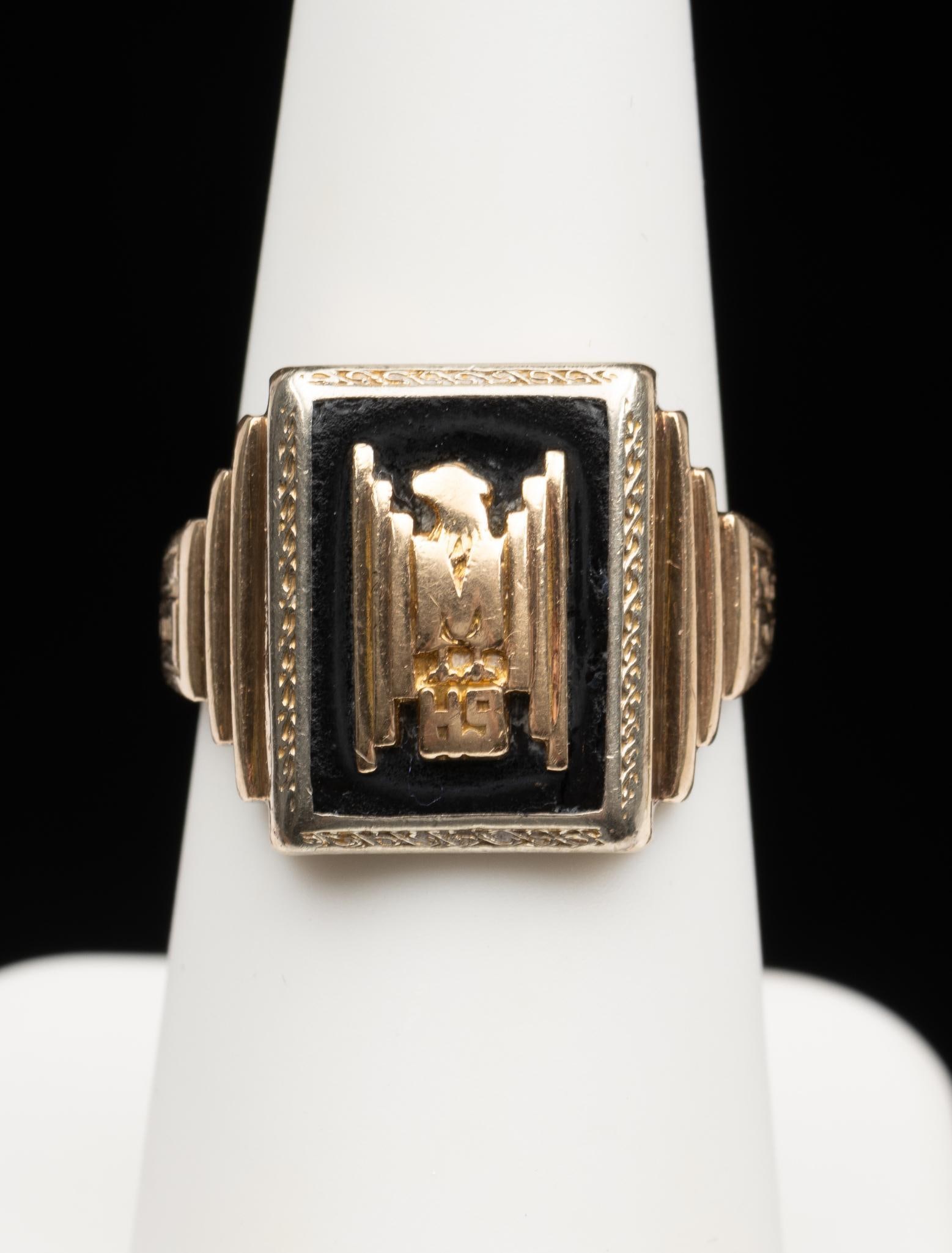 10K Gold Antique Class Ring (1 of 4)