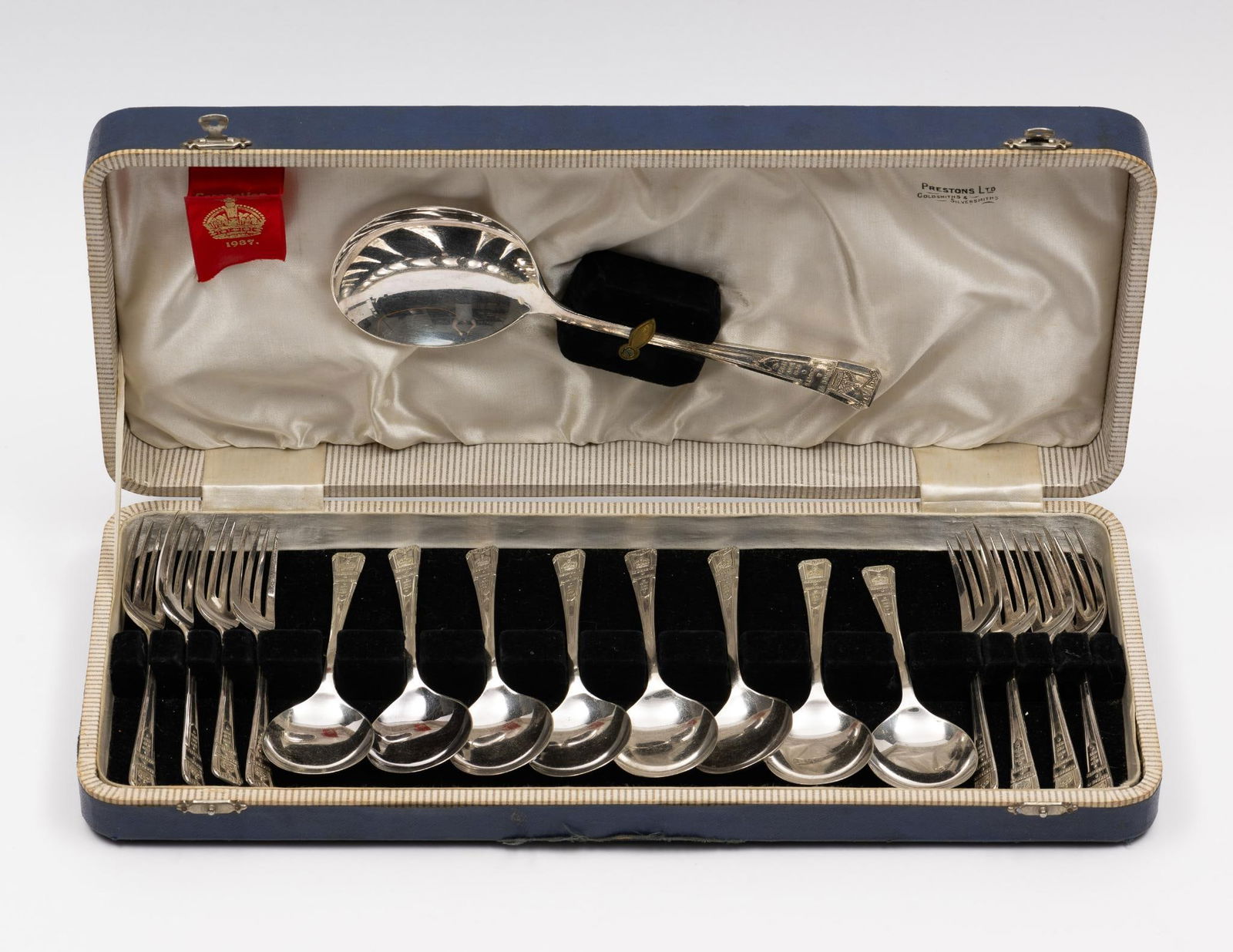 17 Pc. 1937 Coronation Flatware Set Sterling Silver in OB (1 of 4)