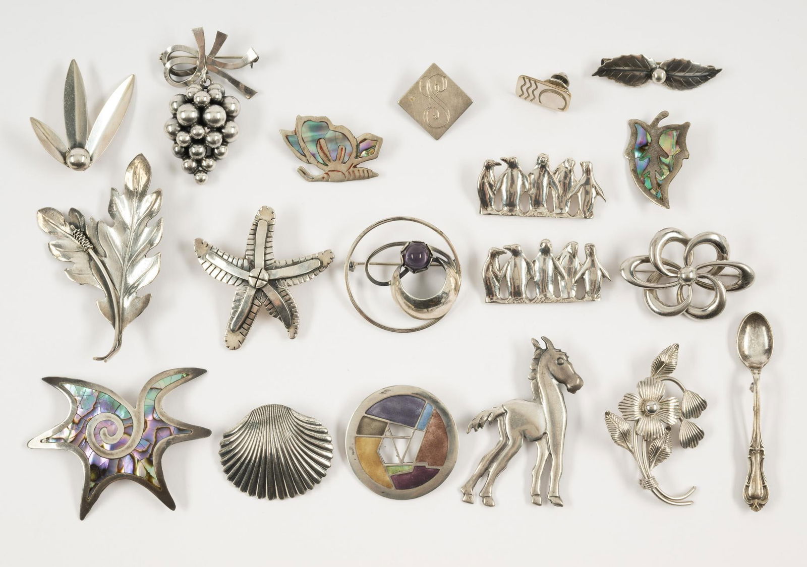 18 Sterling Silver Brooches (1 of 3)
