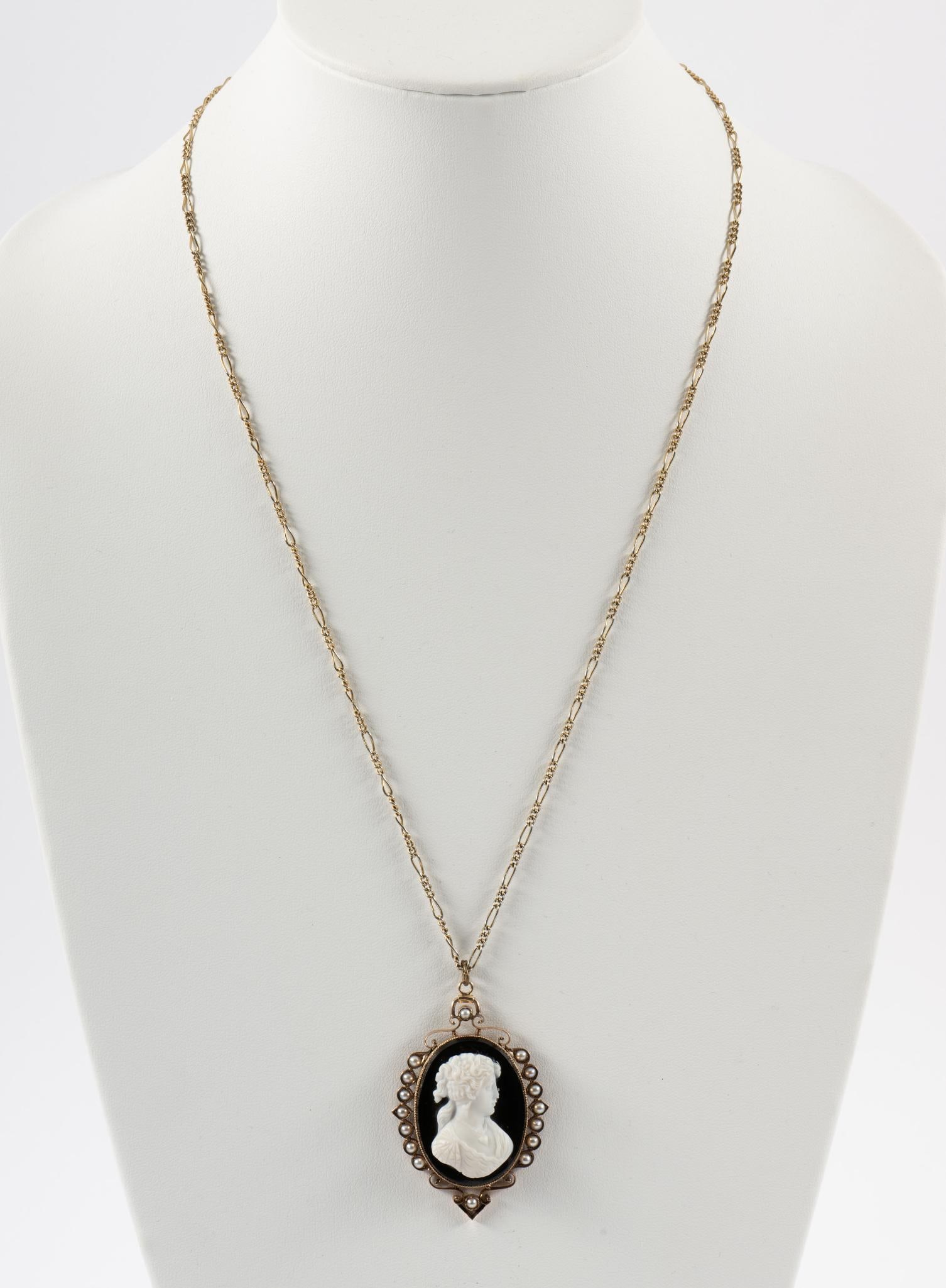 Antique Cameo Pendant And Necklace 10K Gold (1 of 3)