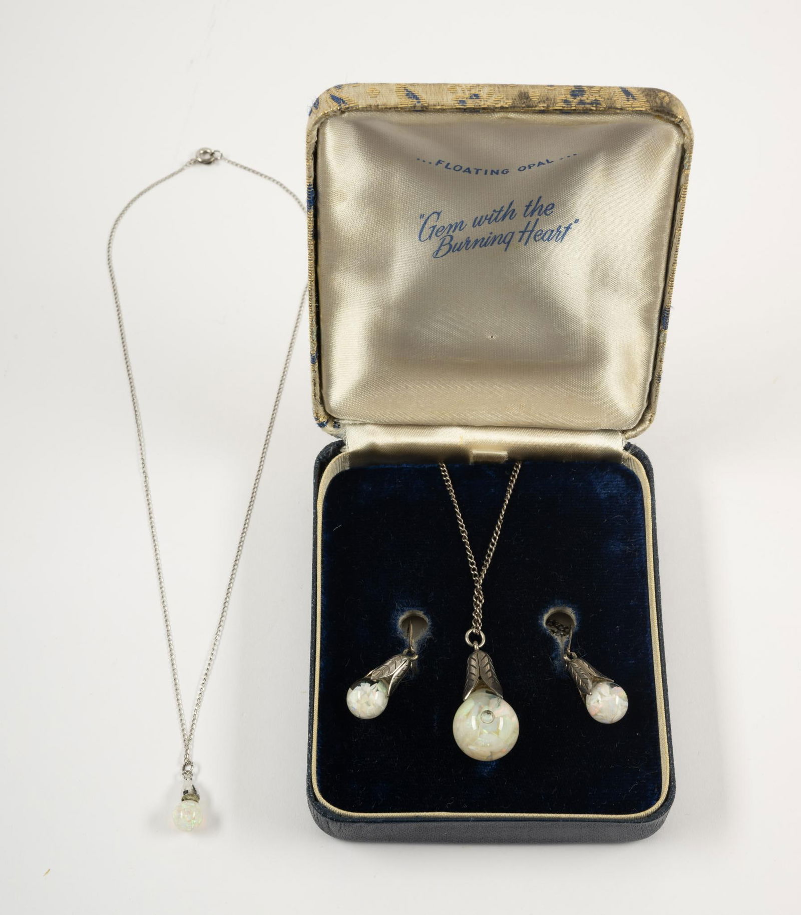 Floating Opal Necklaces and Earrings (1 of 4)