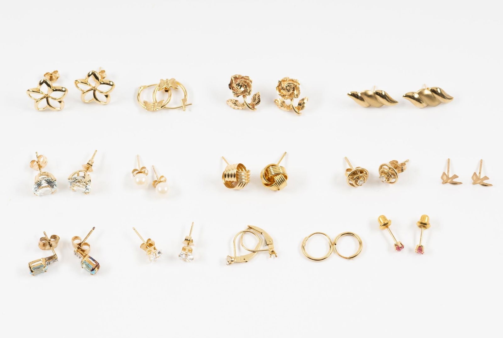 14 Prs 14K Gold Earrings (1 of 5)