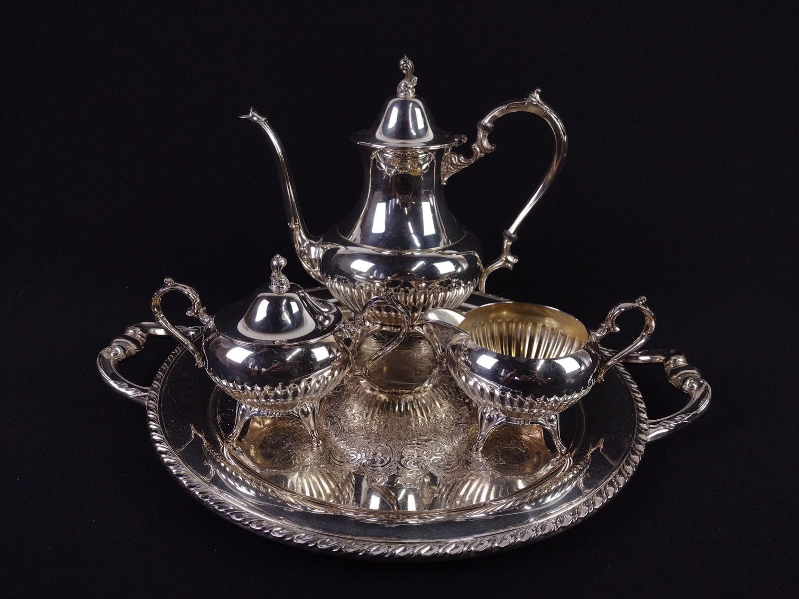 WM A Rogers 4 Pc Silverplate Tea Service (1 of 4)