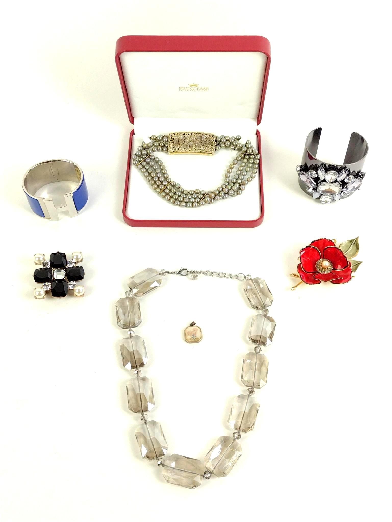 7 Pcs Fashion Jewelry incl Princesse Cultured Pearls (1 of 7)