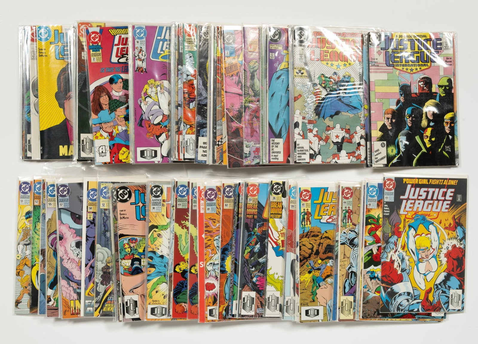 Approx. 110 Justice League Comics: Approximately 110 Justice League comics. Titles include Justice League America; International; Europe; and more. 1980s and up. Average condition VF.