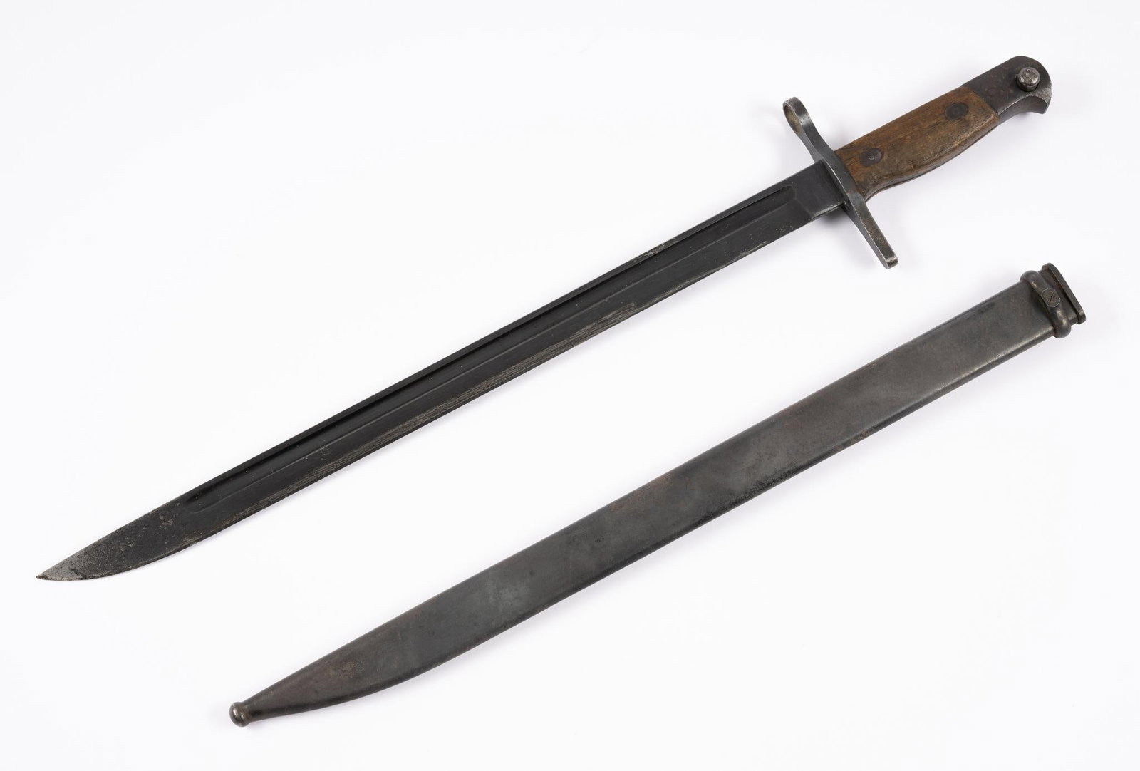 Japanese WWII Bayonet: Type 30. With scabbard. Overall 20-3/4" long. Blade 15-1/2" long.