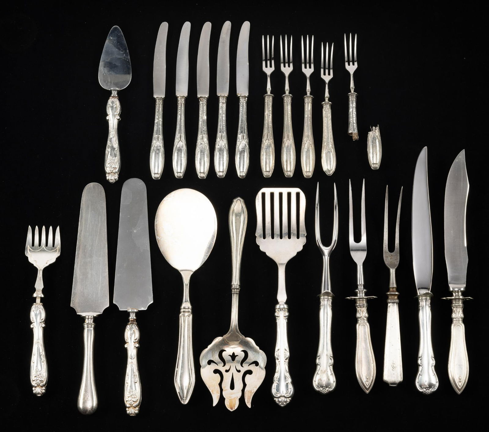 21 Pieces of Sterling Handled Flatware (1 of 4)