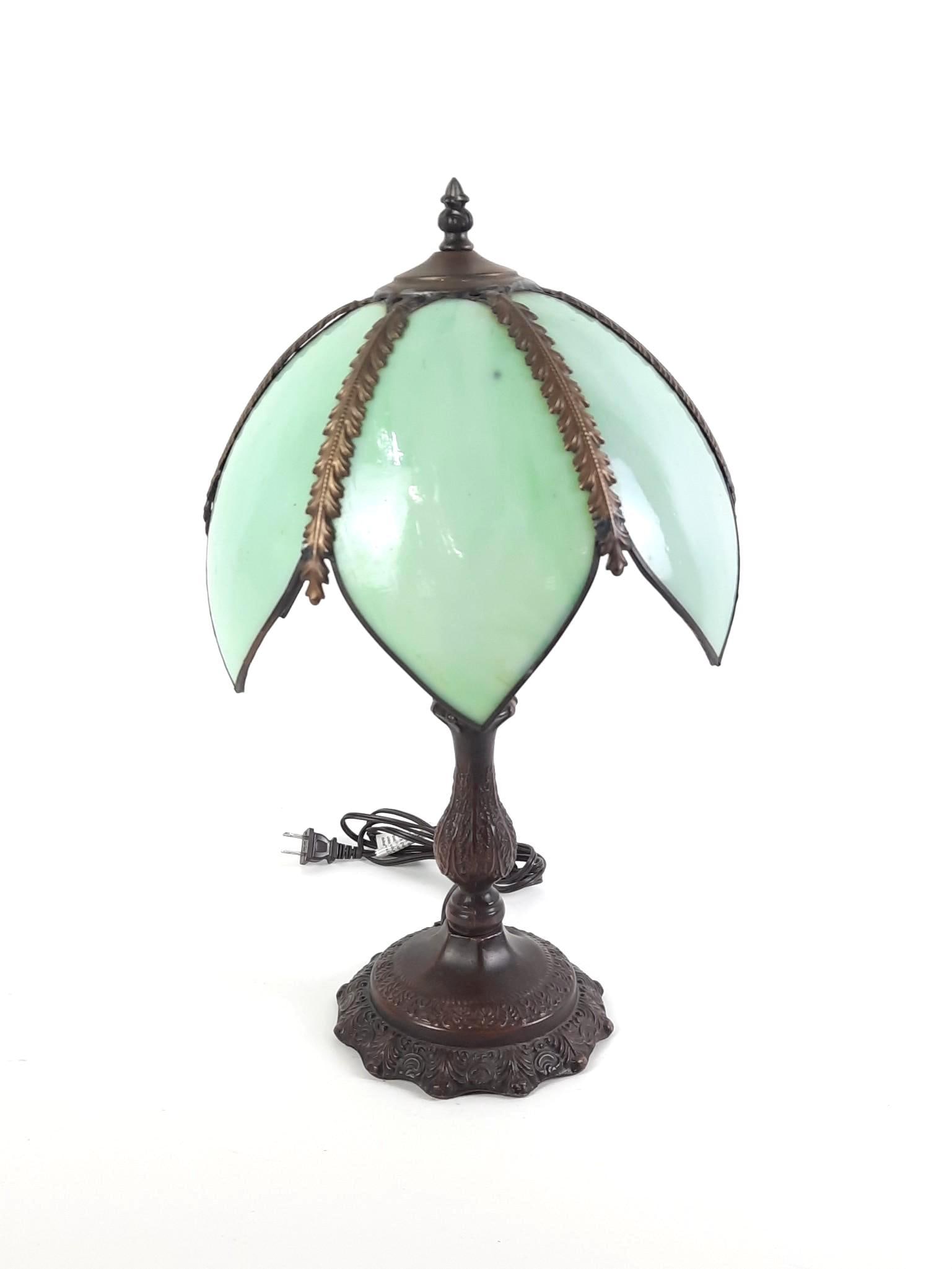 Vintage Slag Glass Tulip Table Lamp: Working. 11-1/2" diameter x 19-1/2" high. Some separation to shade frame.