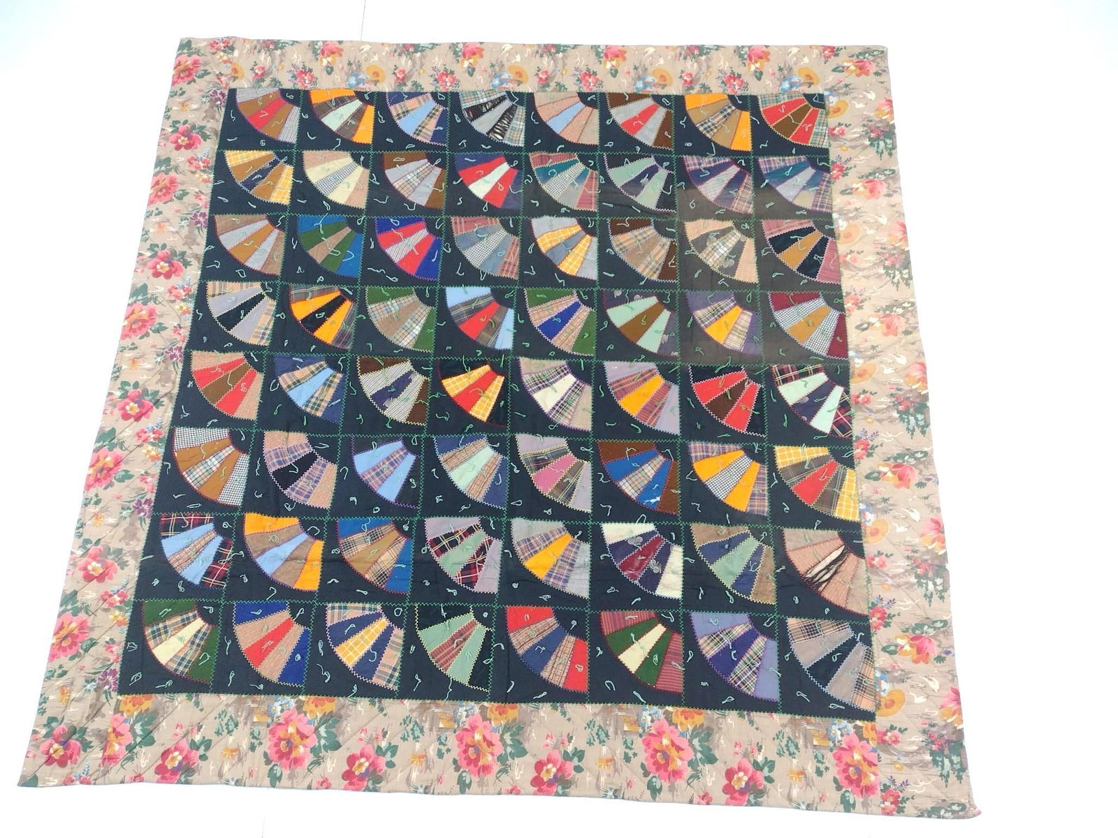 Vintage Pieced Fan Quilt (1 of 6)