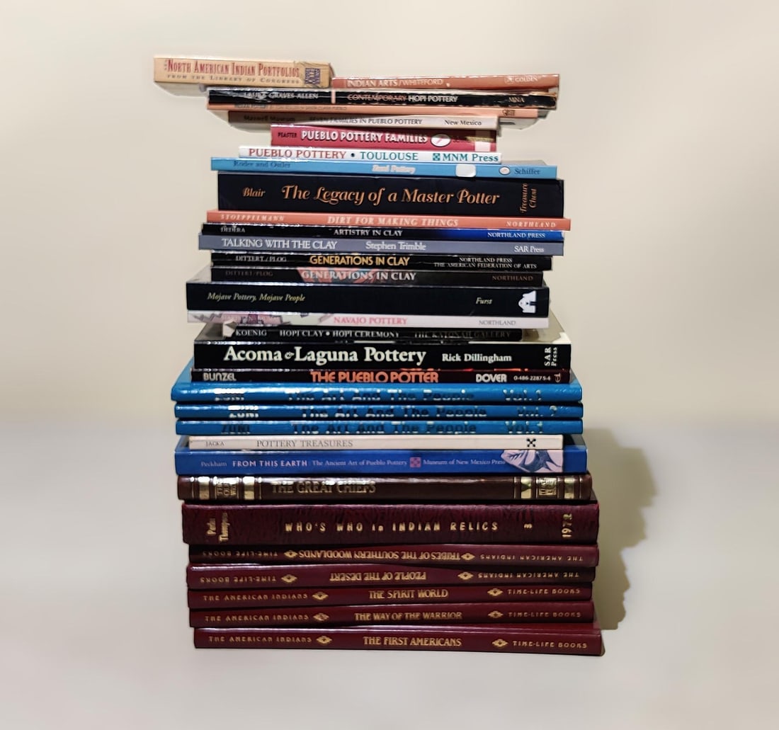 32 American Indian Books on Pottery and More: NOT ELIGIBLE FOR IN-HOUSE SHIPPING. Includes several on Southwest Pueblo Pottery, Zuni, Aconma, Hopi, and more. Condition: Overall good.