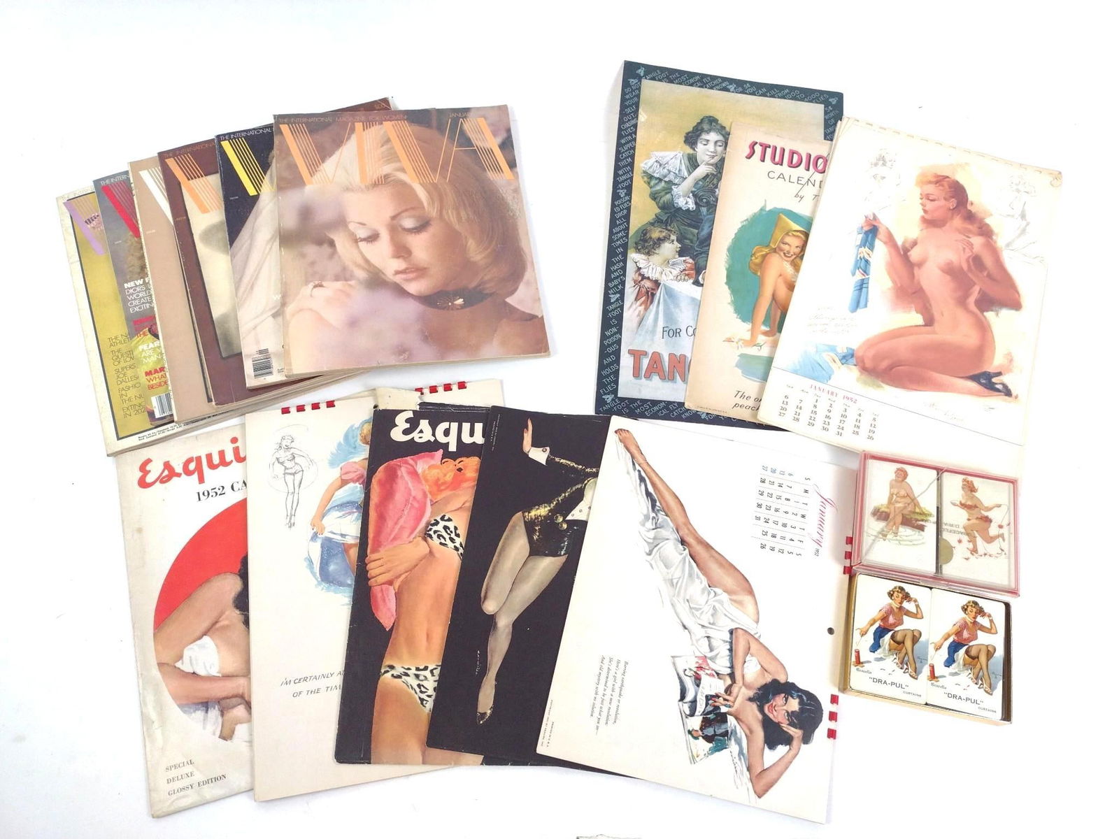 Grouping of Vintage Erotica and Pin Ups (1 of 4)