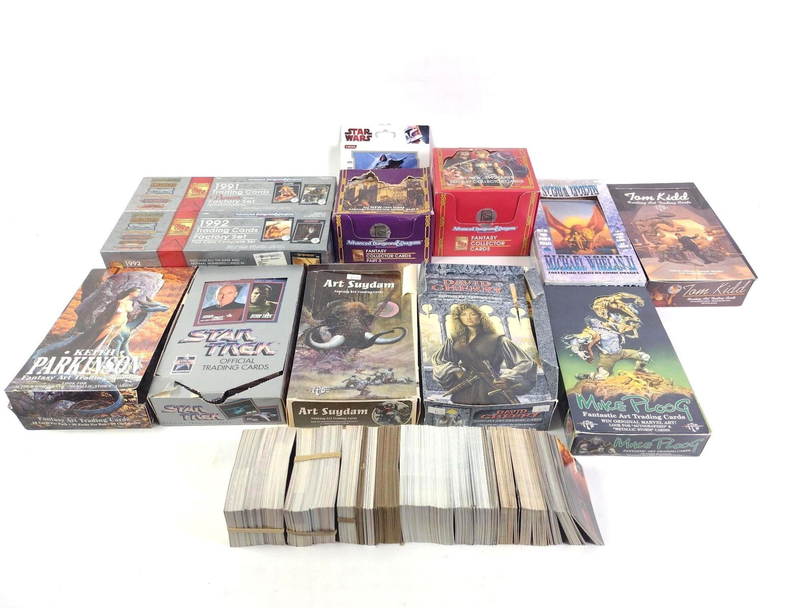 Large Grouping of Sci-Fi and Fantasy Cards incl Star Trek (1 of 7)