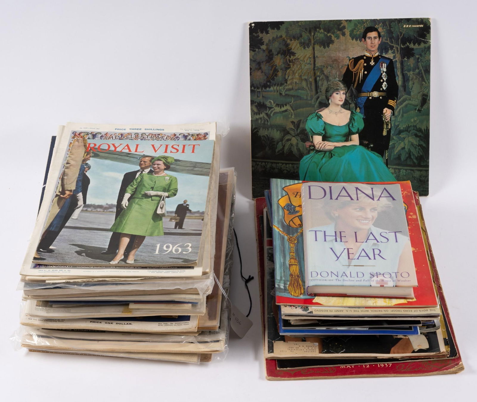 Large Grouping of Royal Magazines and Phamplets (1 of 3)