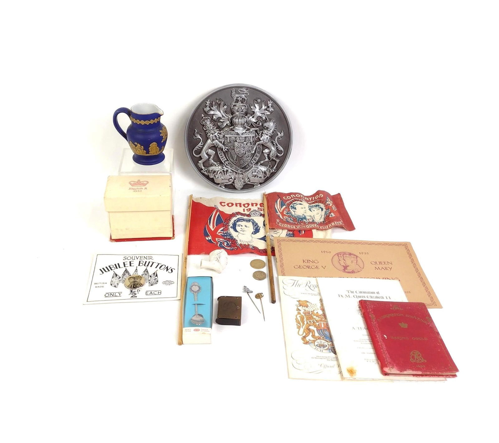 17 Pcs Royal Family Memorabilia (1 of 6)