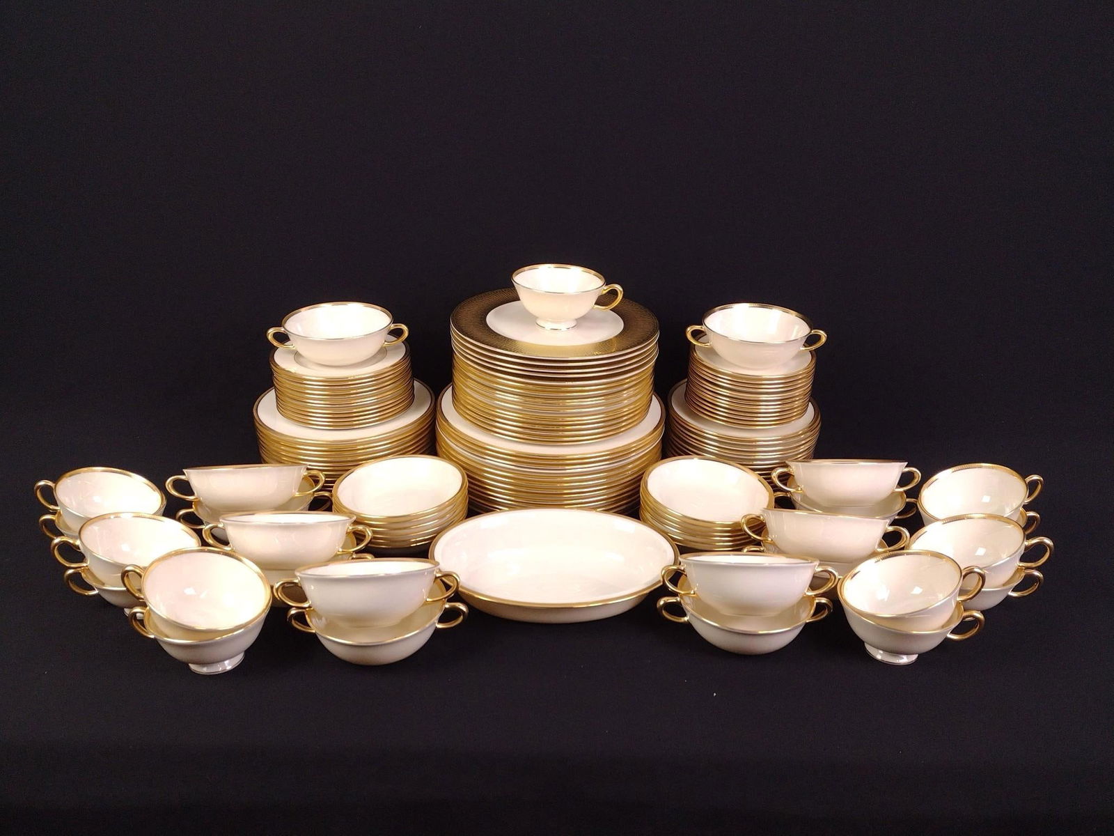114 Pcs Lenox Tuxedo Dinnerware (1 of 5)