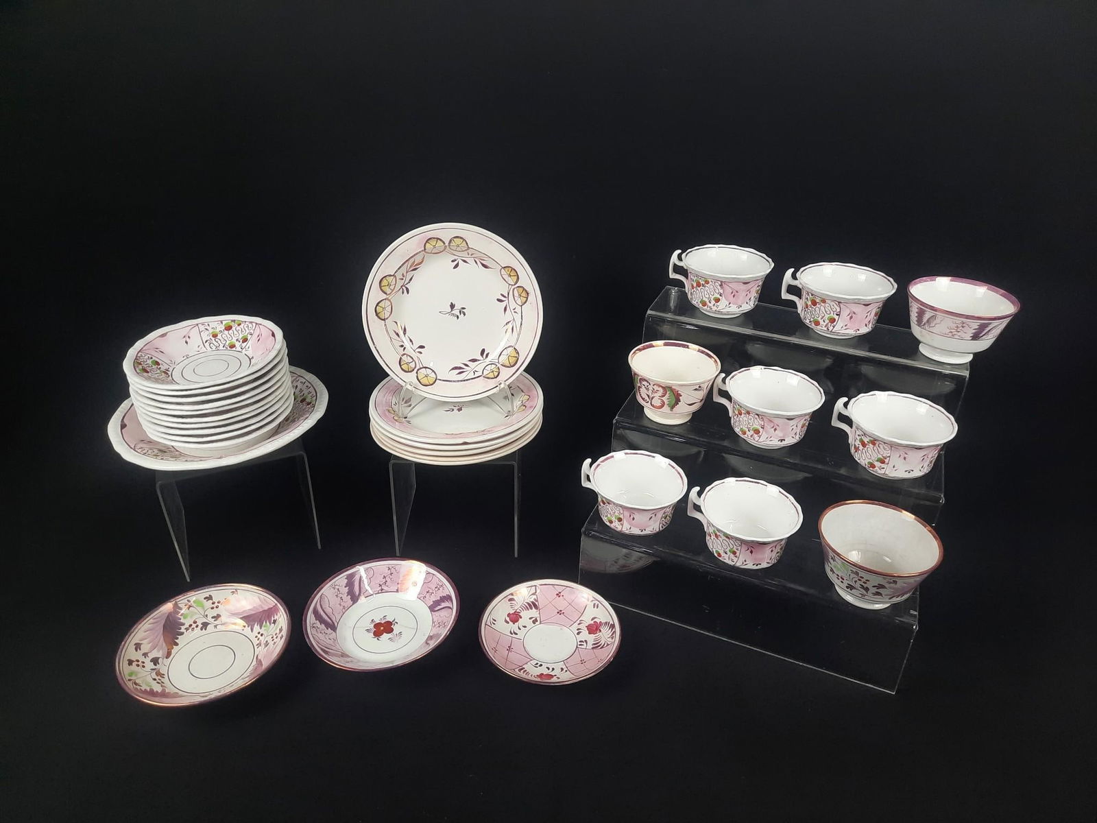 29 Pcs Soft Paste Lustreware (1 of 4)