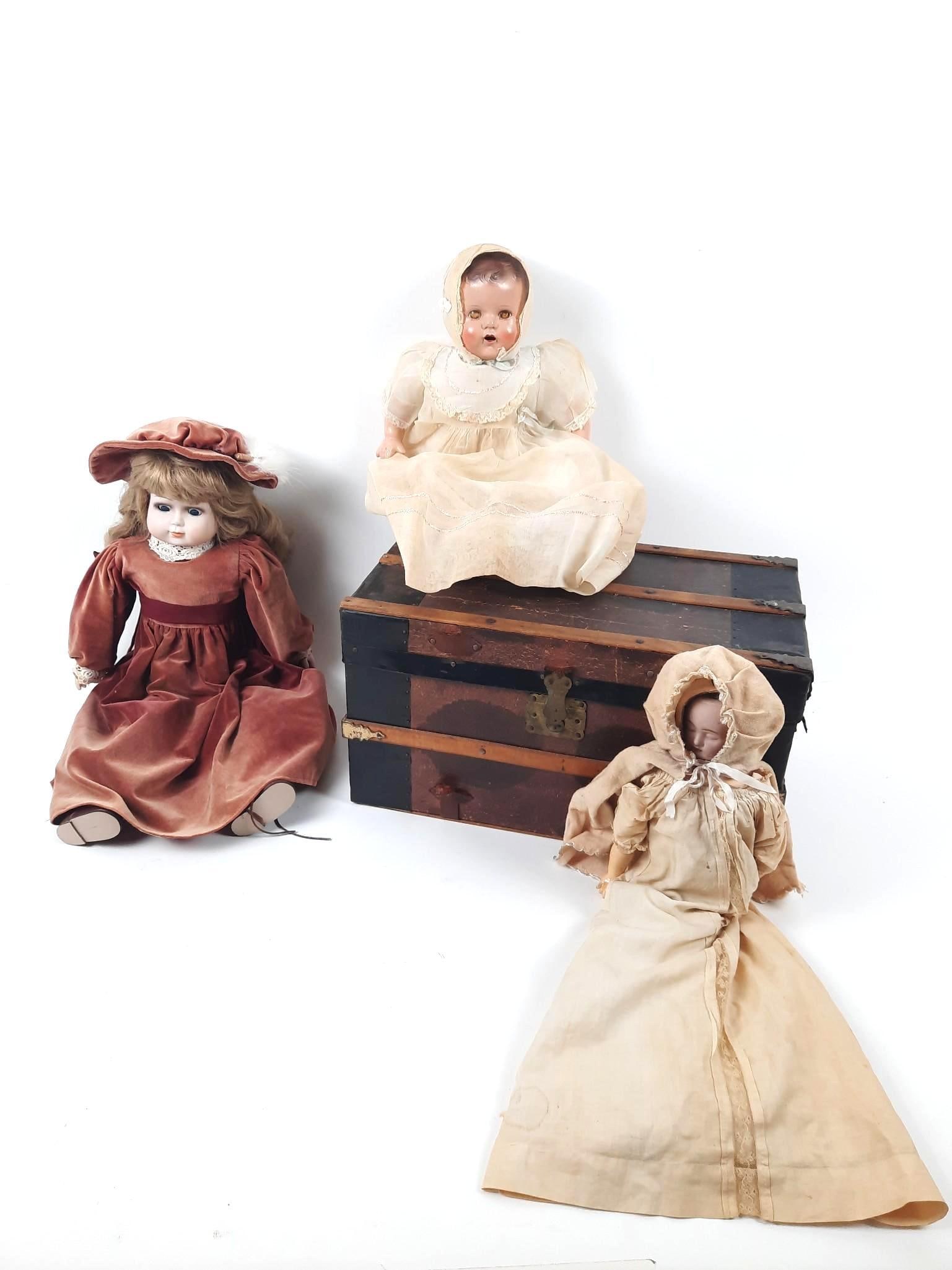 3 Dolls & Trunk of Clothes (1 of 7)