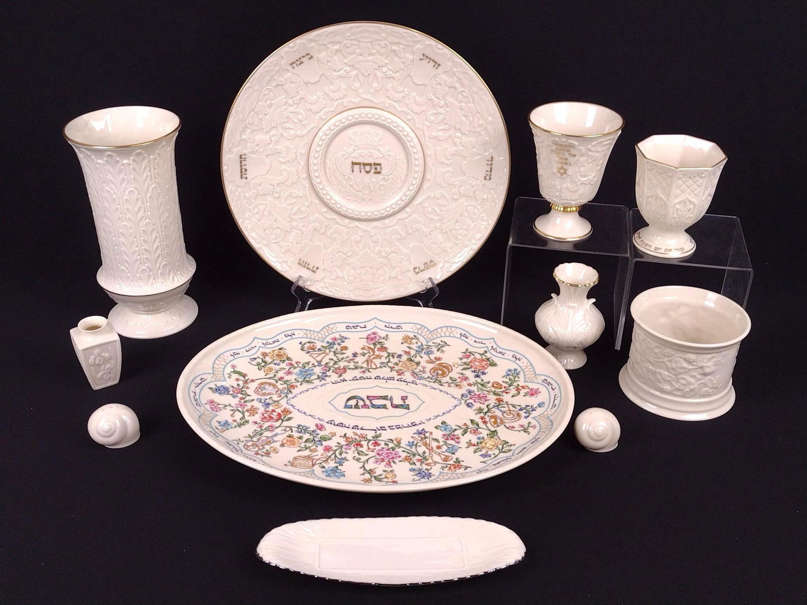 11 Pcs Lenox incl Judaica (1 of 8)