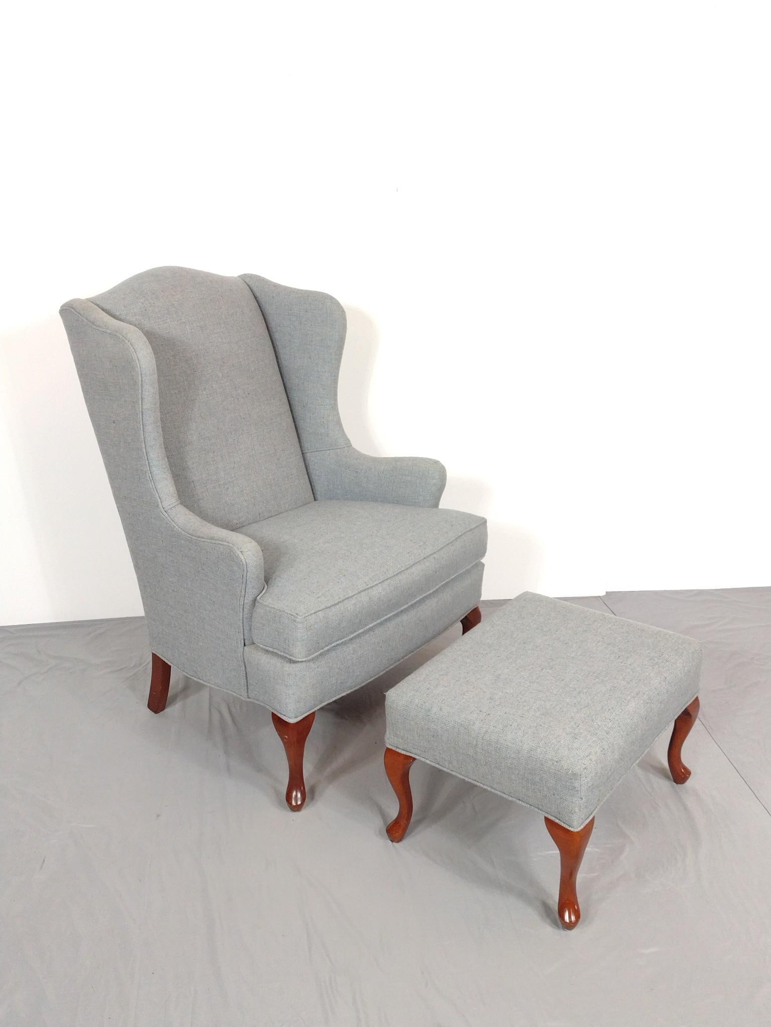 Pennsylvania House Challenger 40 Chair & Ottoman: NOT ELIGIBLE FOR IN-HOUSE SHIPPING. Chair 28" wide X 25" deep X 42" high. Ottoman 22-1/2" wide X 17" deep X 15" high.
