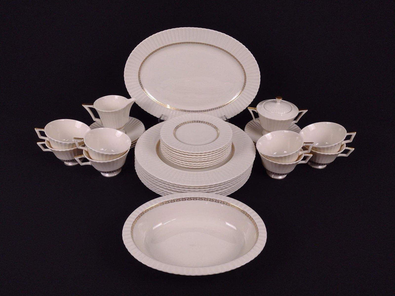 36 Pcs Lenox Cretan China Service (1 of 5)