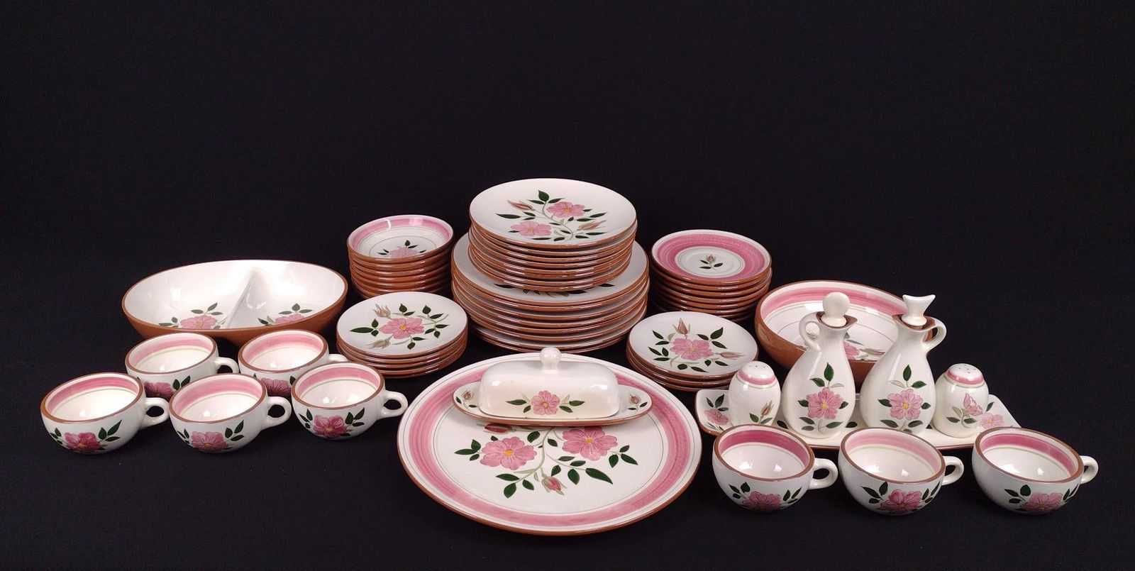 57 Pcs Stangl "Wild Rose" Dinnerware (1 of 6)