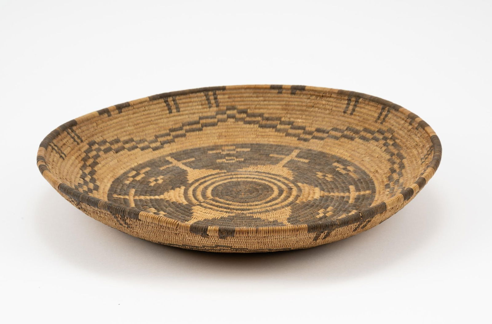 Yavapai Apache Tray Basket (1 of 3)