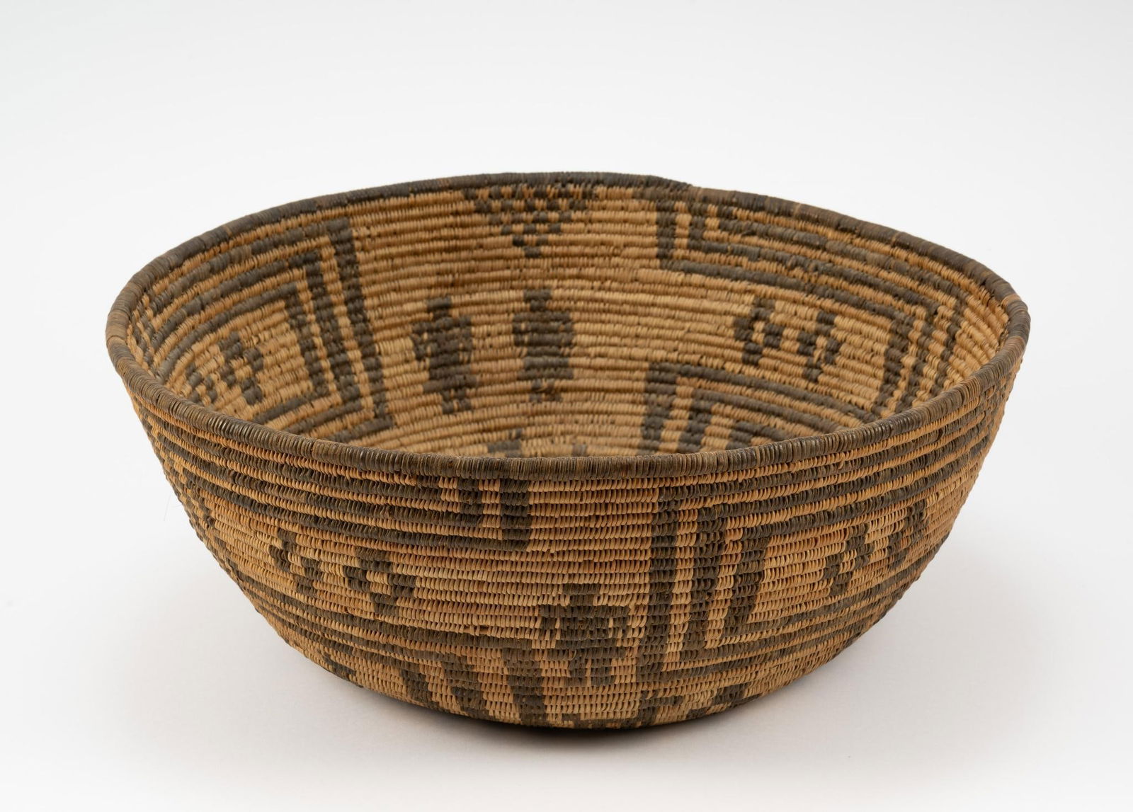 Yavapai Apache Basket (1 of 6)