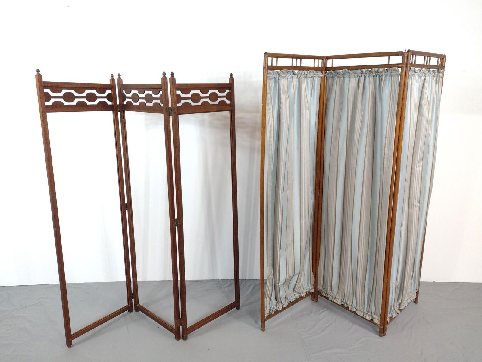 2 Room Dividers (1 of 4)