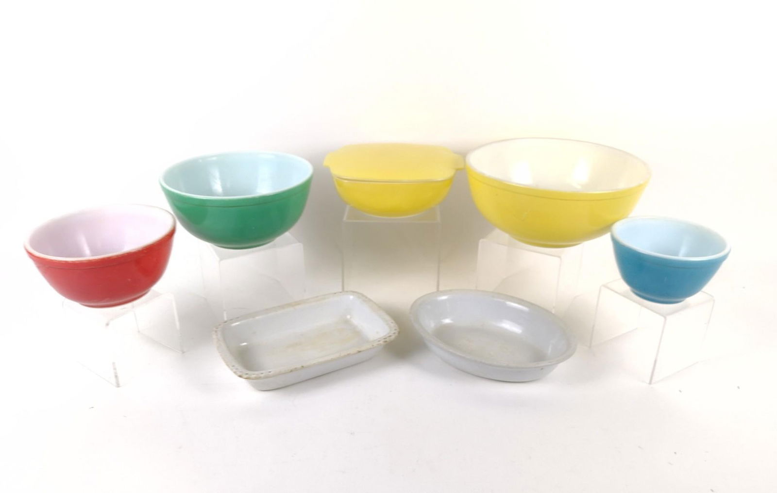 5 Pcs Pyrex & 2 Pcs Ceramics (1 of 4)