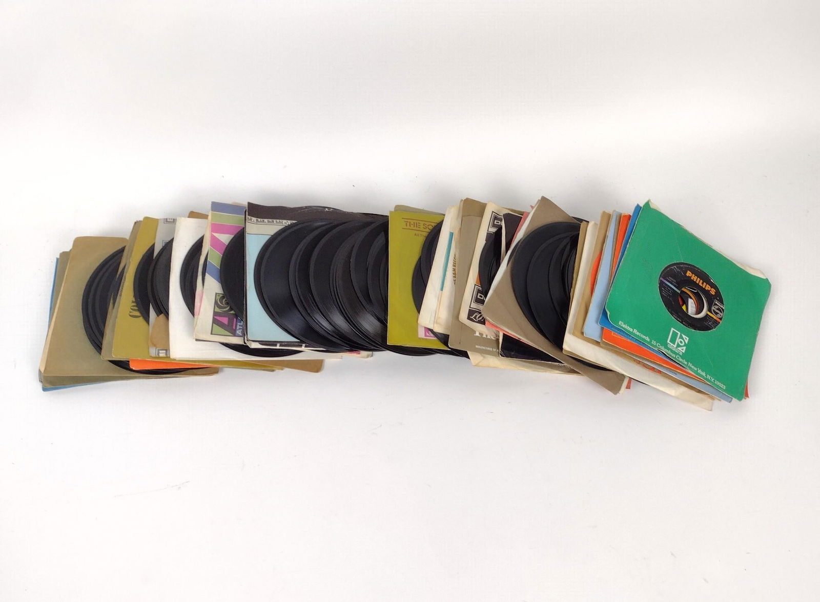 Approx. 100 - 45 Records incl Kiss (1 of 12)