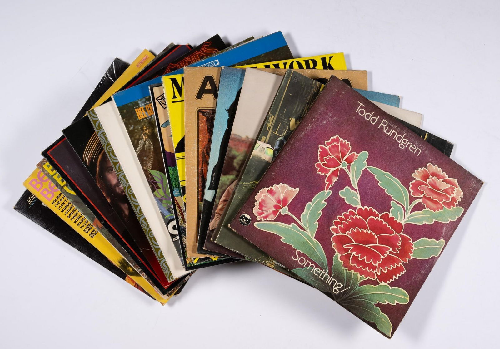 15 Records incl The Bee Gees (1 of 4)