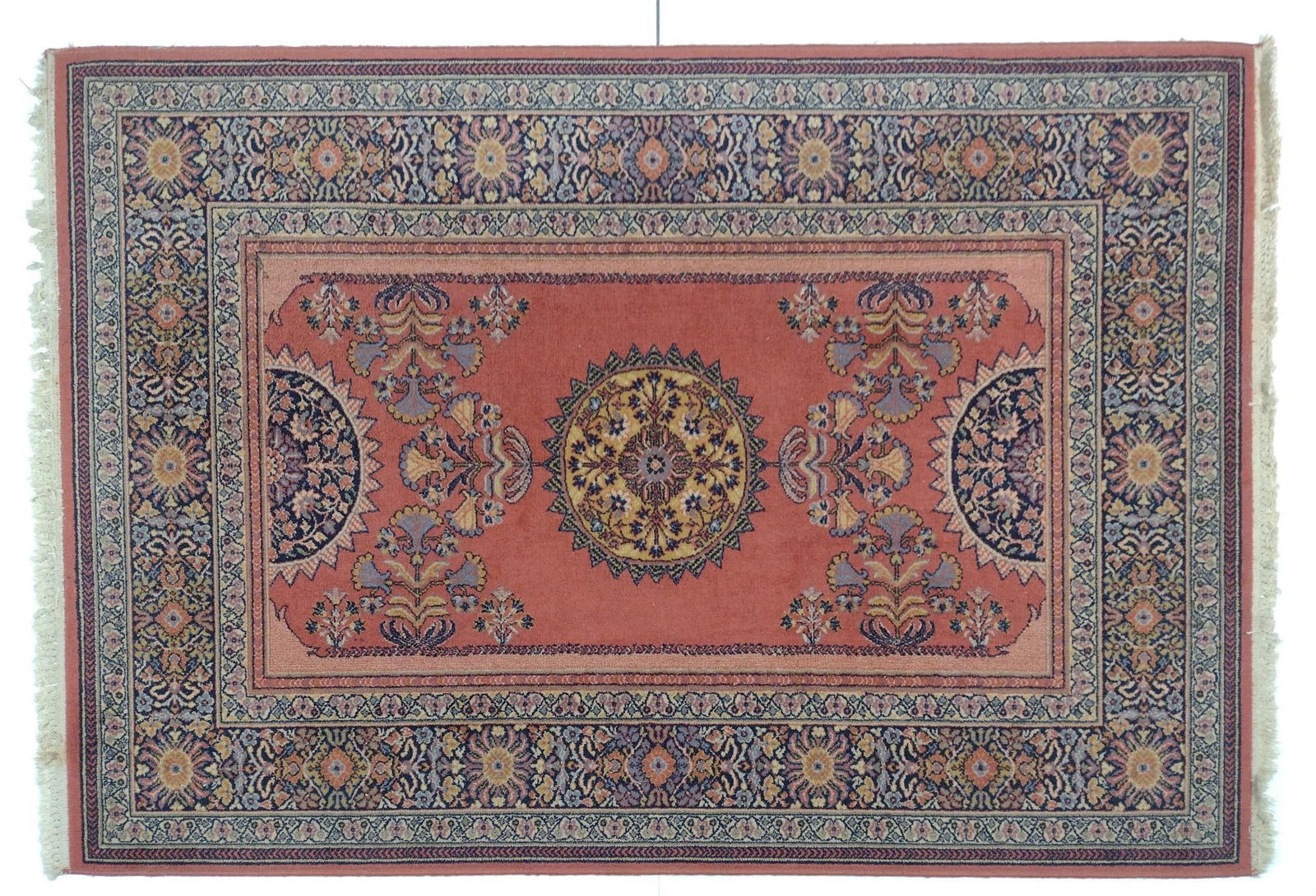 Contemporary Area Rug with Central Medallion (1 of 6)