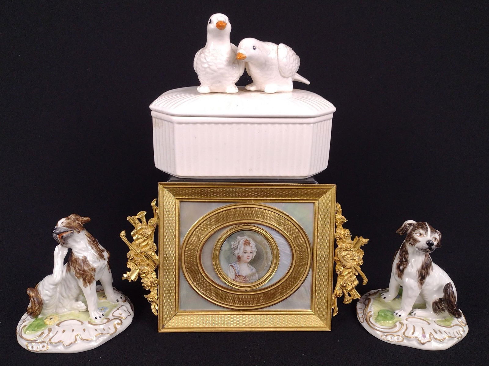 4 Pcs incl Ceramics and Miniature Portrait with Abalone (1 of 7)