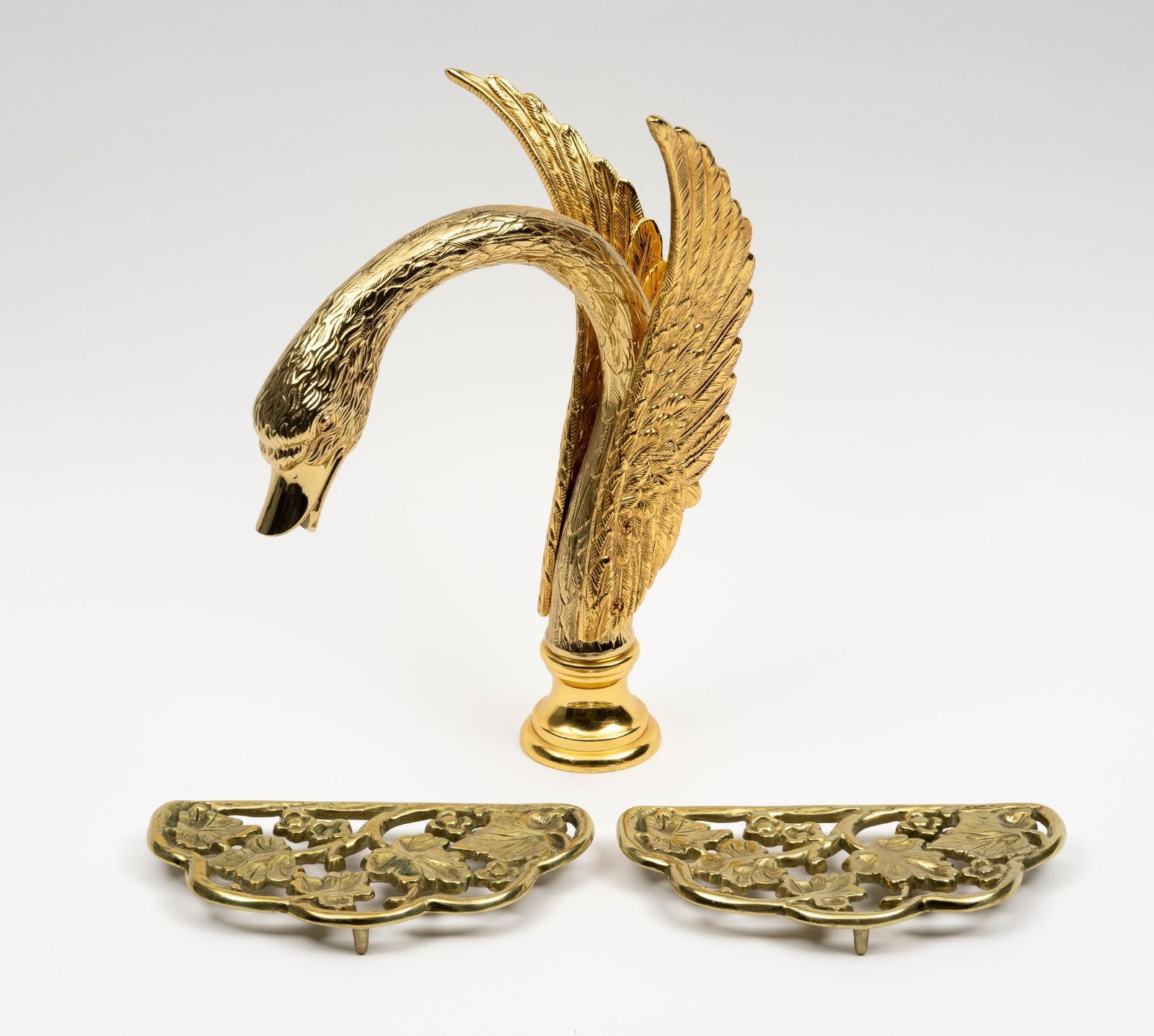 3 Pcs Decorative Brass (1 of 4)