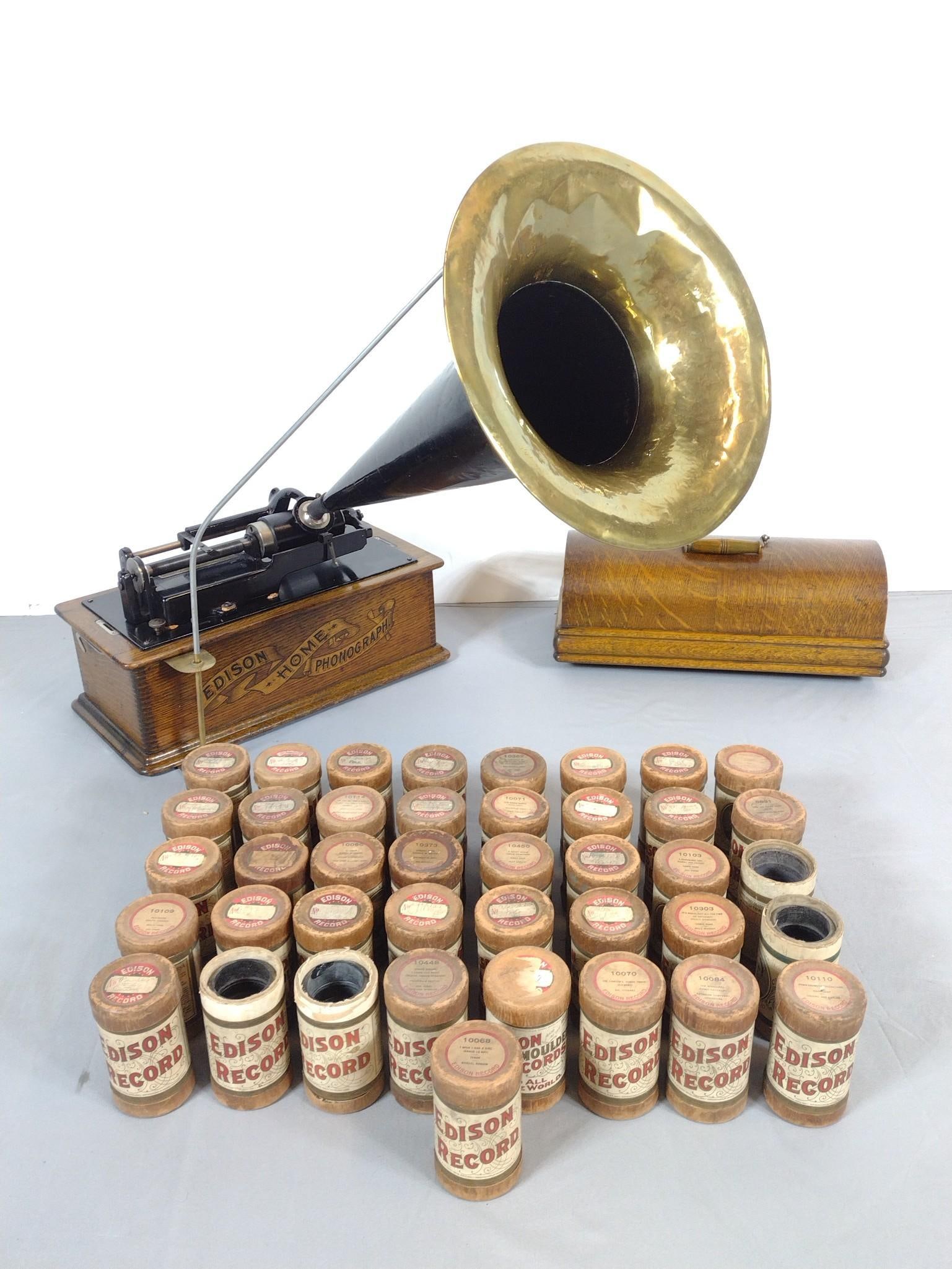 Vintage Edison Home Phonograph c.1904 w/ 41 Records (1 of 8)