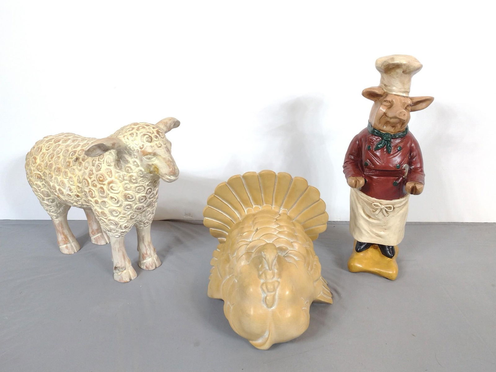 3 Decorative Animals Incl Kitchen Sense Pig (1 of 5)
