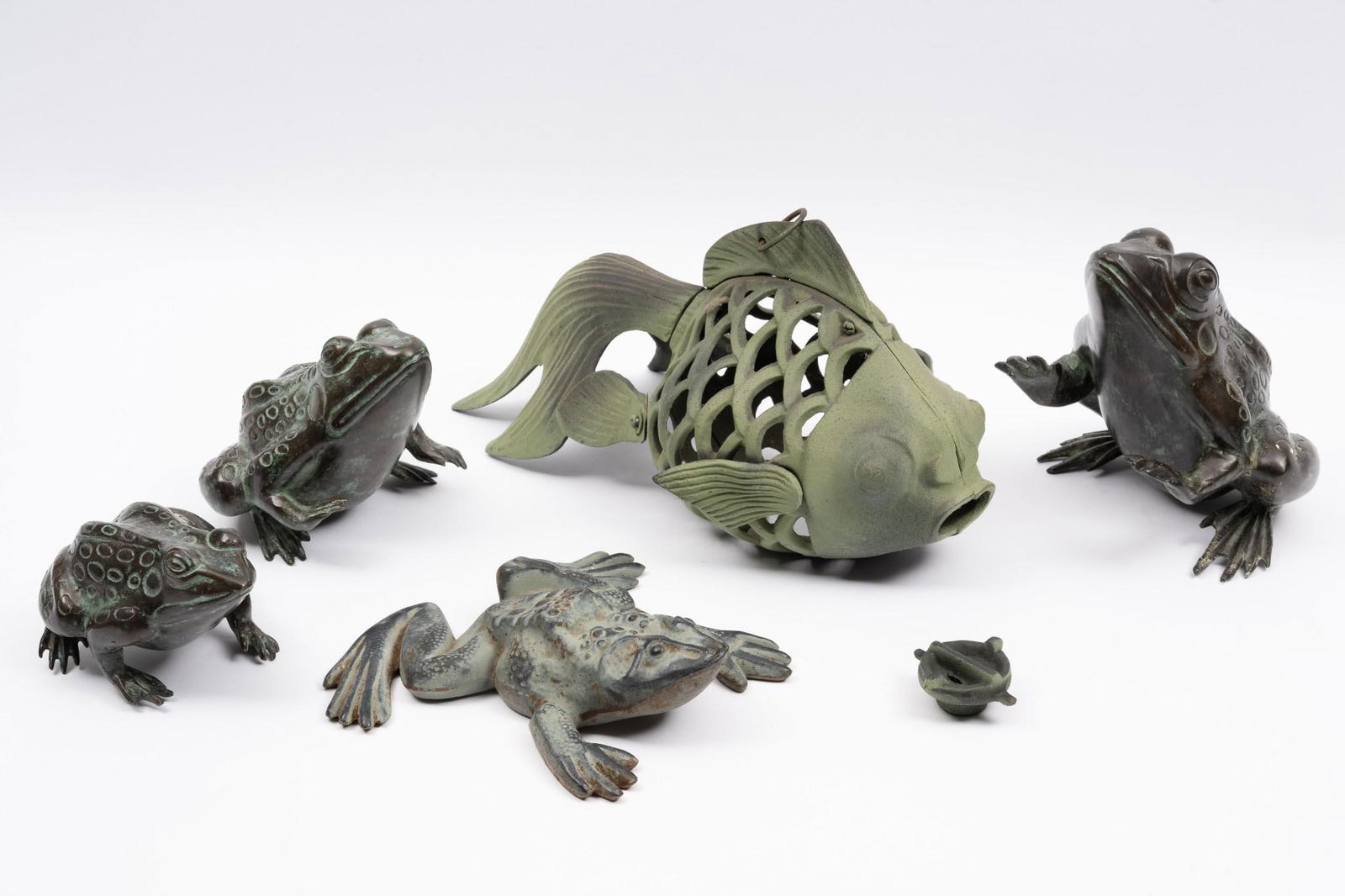 Cast Iron Fish Lantern & 4 Metal Frogs (1 of 6)