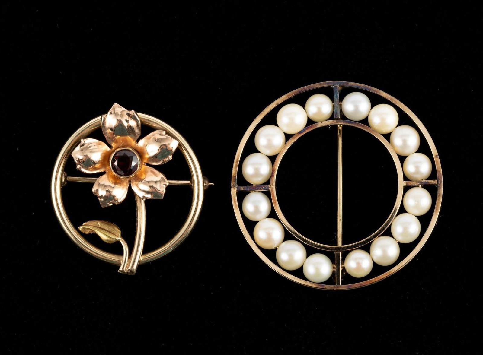 2 Pins incl 10K Gold (1 of 3)