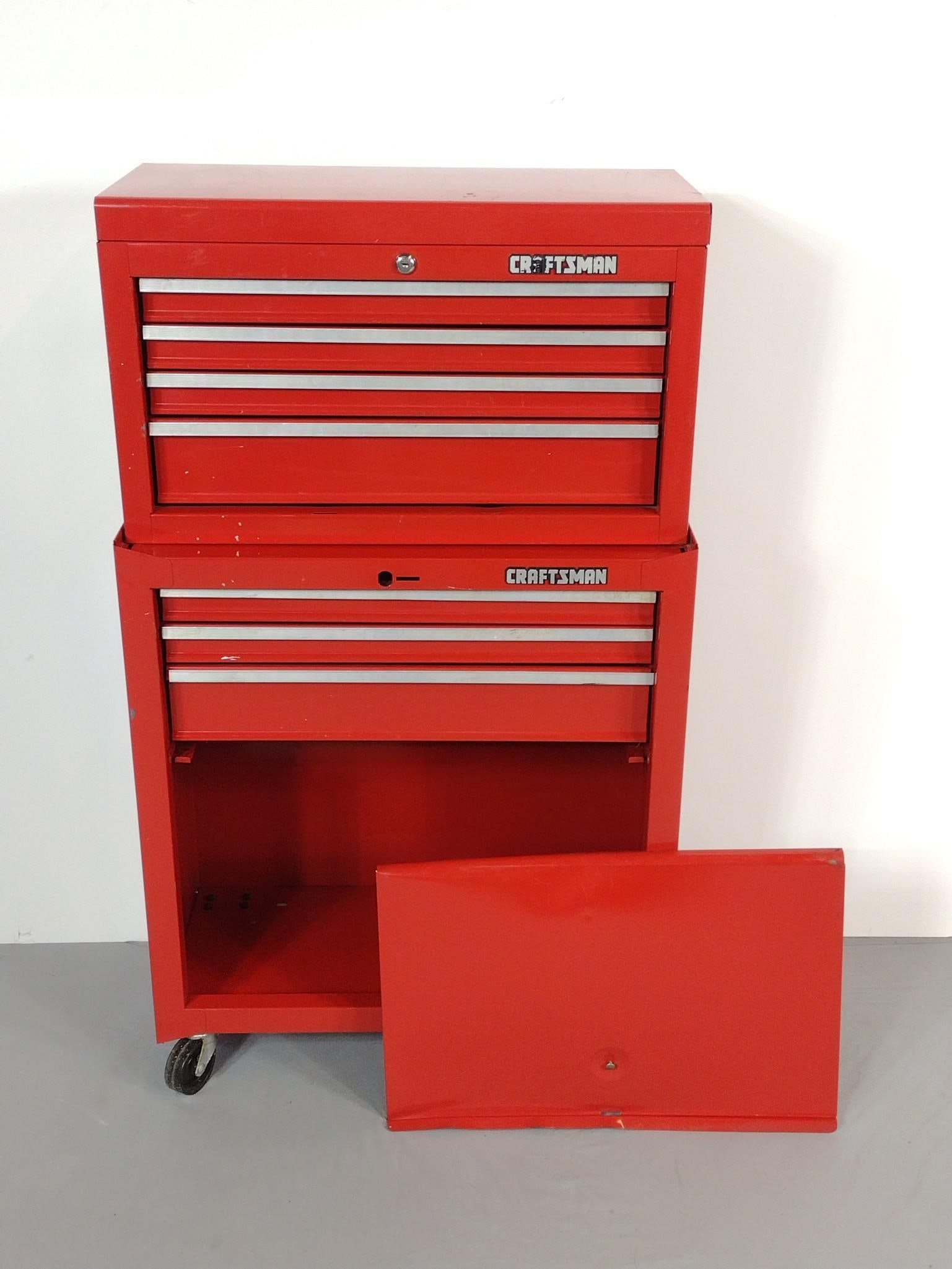 Craftsman Rolling Tool Chest (1 of 6)