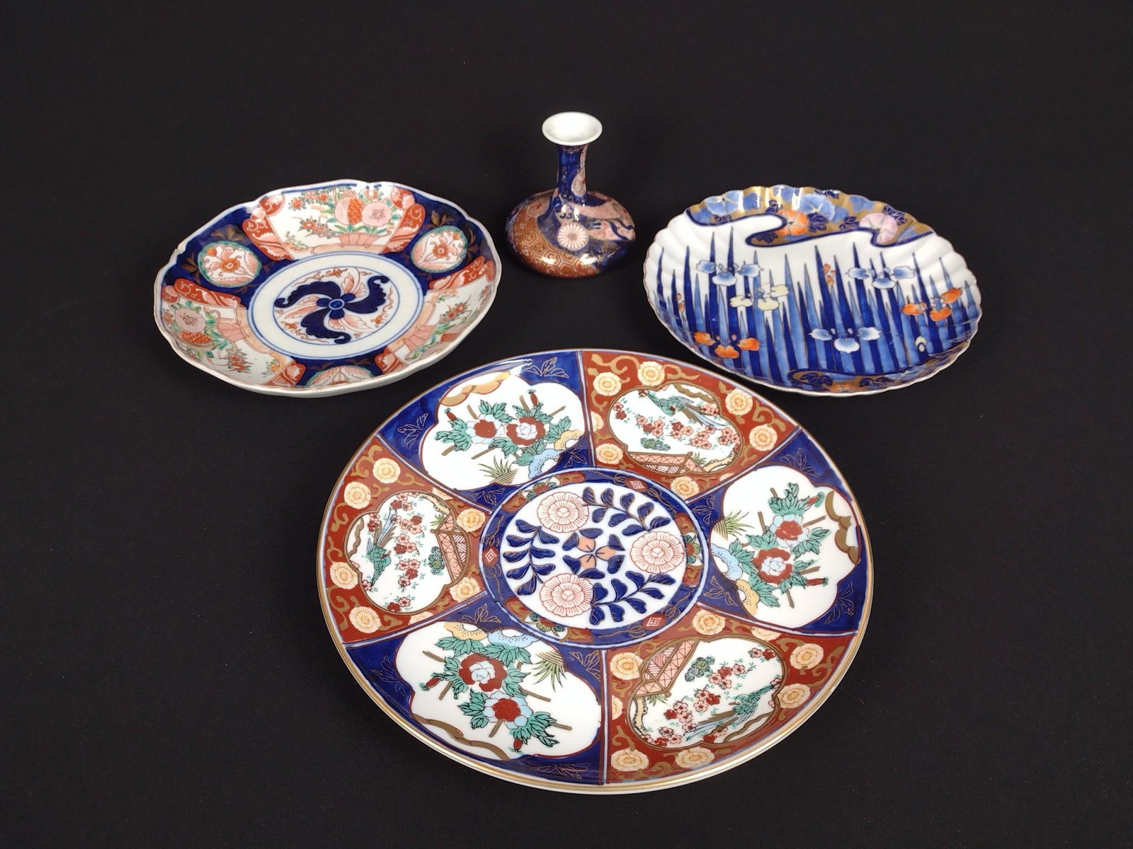 4 Pcs Imari incl Cabinet Vase (1 of 8)