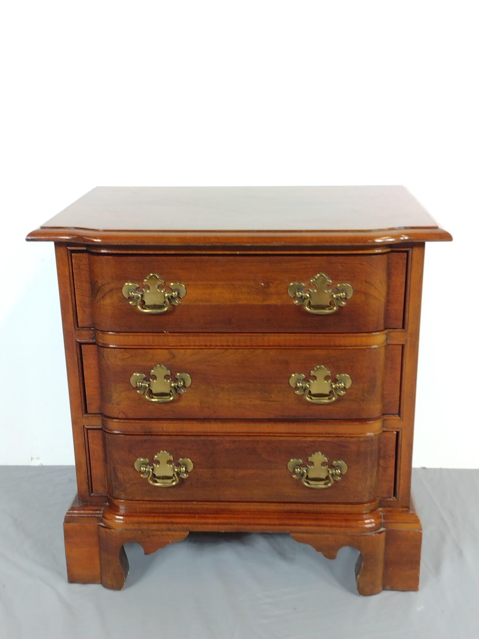 Three Drawer Stand: NOT ELIGIBLE FOR IN-HOUSE SHIPPING. 24" wide X 16-1/2" deep X 24-1/2" high. Has a few light scratches. No manufactures name found.