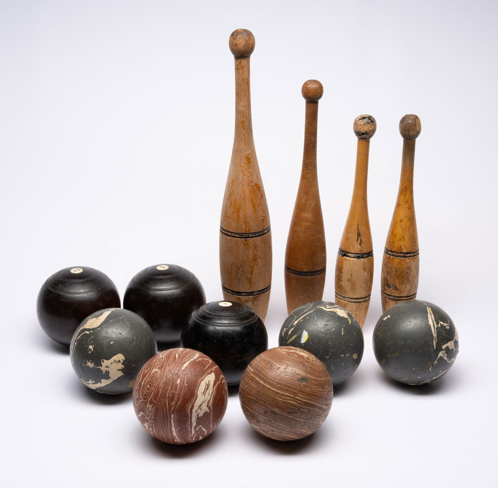 12 Vintage Toys (1 of 3)