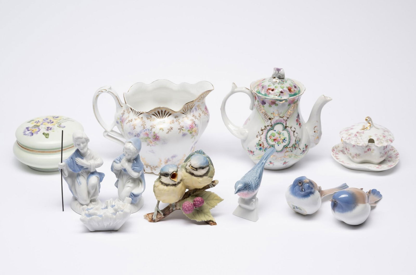 12 Ceramic Pcs incl. Bird Figurines (1 of 13)