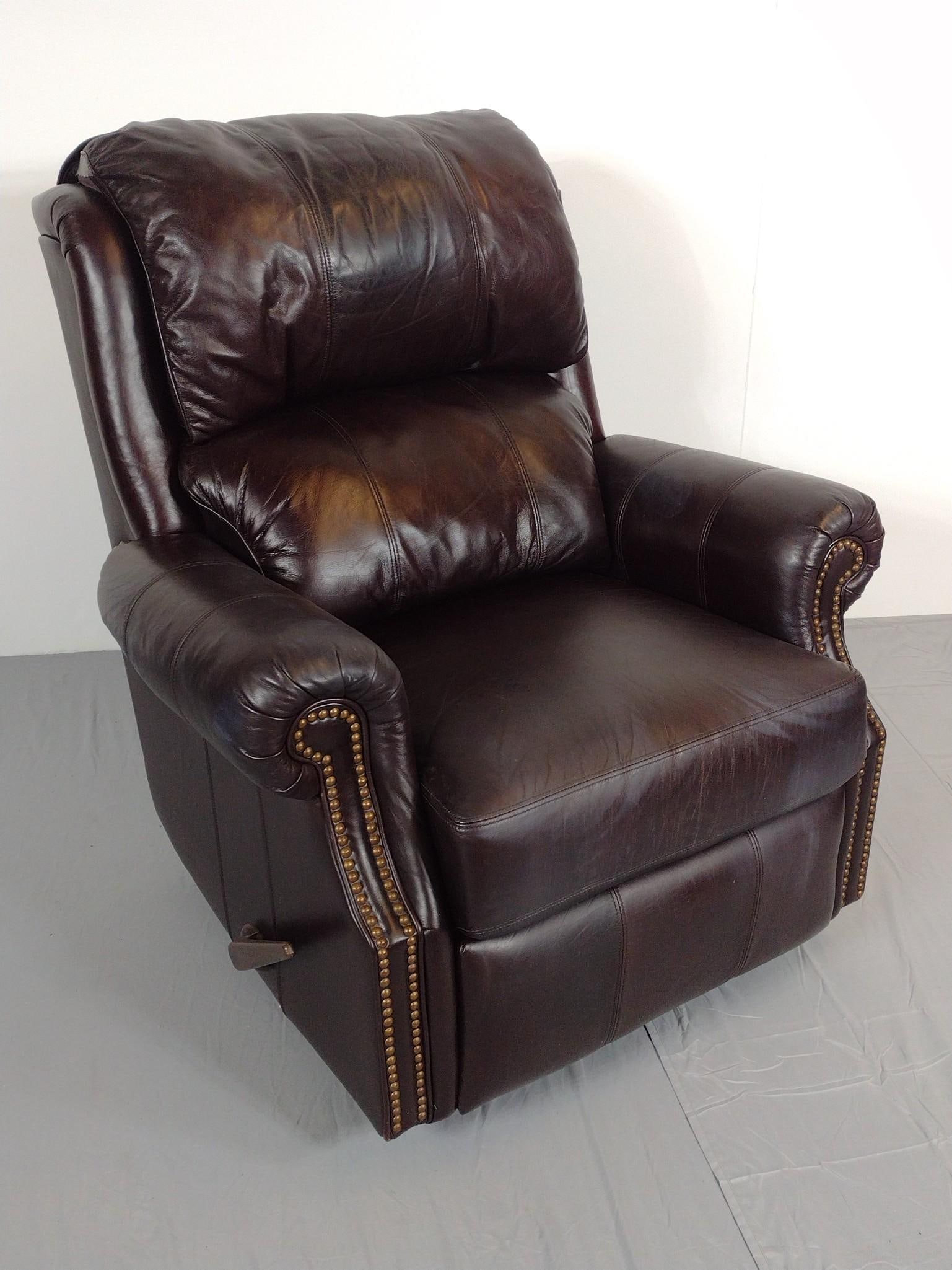 Lane Leather Recliner (1 of 8)
