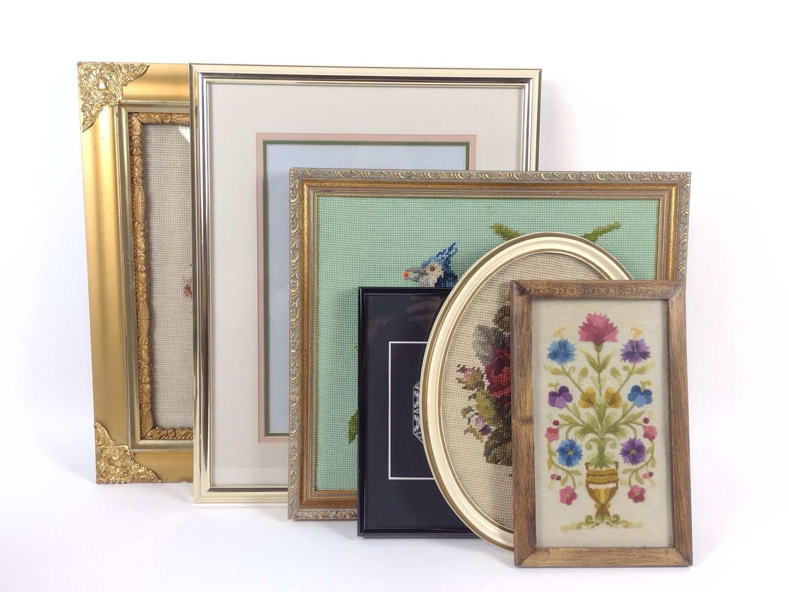 6 Pcs Framed Needlework incl Coverlet Fragment (1 of 6)