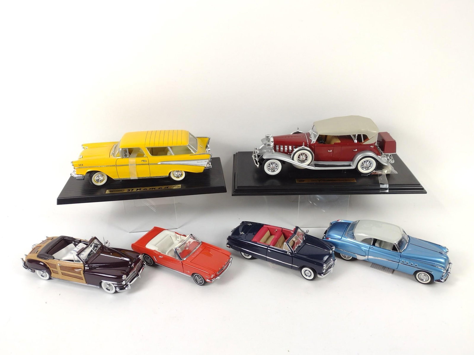 6 Die Cast Cars inc Franklin Mint: Also includes the Danbury Mint. 6" to 12" long.